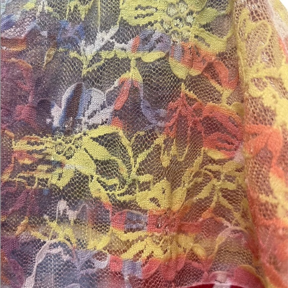 B.L.E.U. Multi Colored High-Low Top With Lace Size Small - Picture 4 of 5